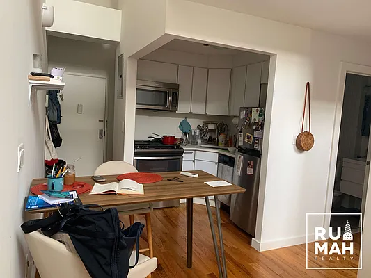 Rented by Rumah Realty Inc | media 15