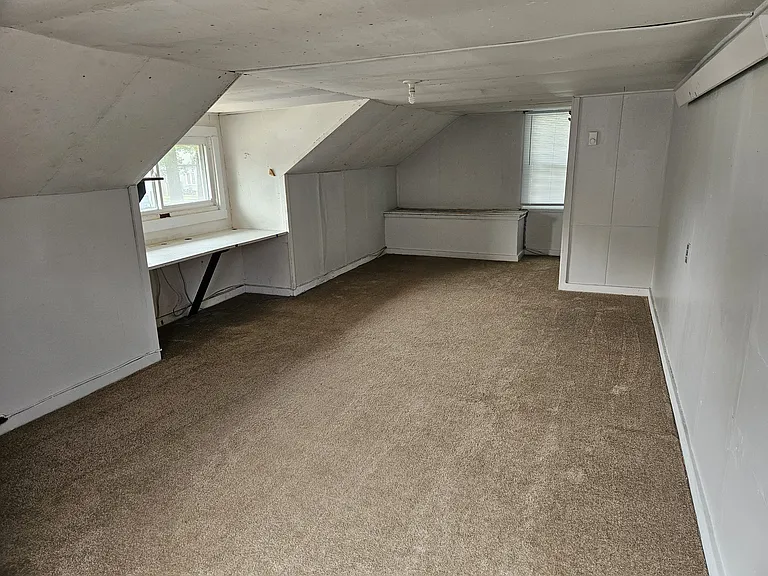 618 W Military Ave — Photo 22