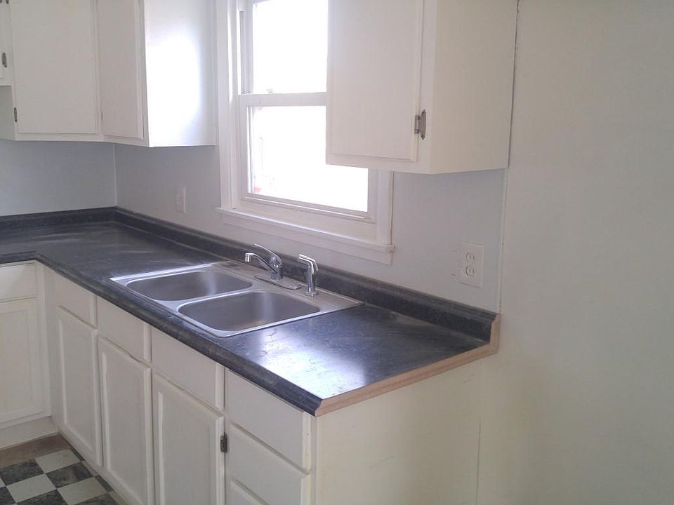 2nd image of 7600 E 48th St
