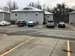Uptegrove Apartments, Knob Noster, MO 65336