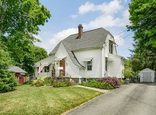 33 Savoy St, Worcester, MA 01607