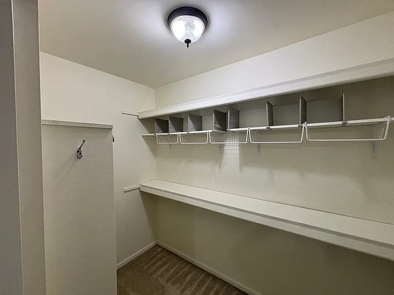 1493 E Forteen Mile Rd — Photo 10