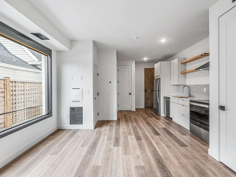 Olive Apartments — Photo 27