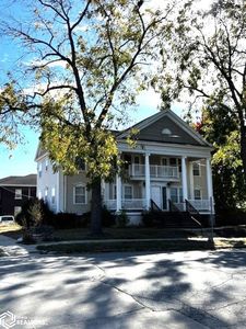 203 2nd St NW, Mason City, IA, 50401