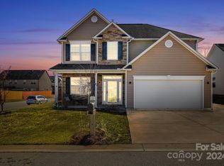 342 W Swift Creek Rd, Fletcher, NC 28732