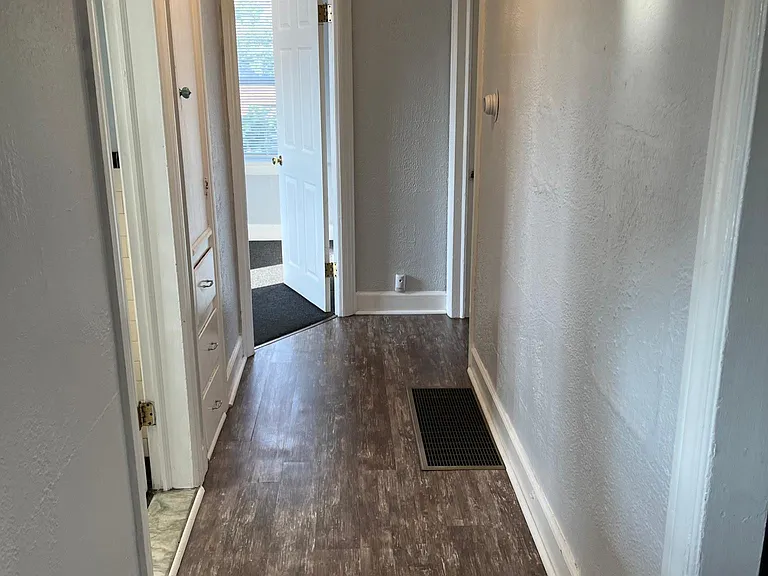 hallway to bathroom and bedrooms