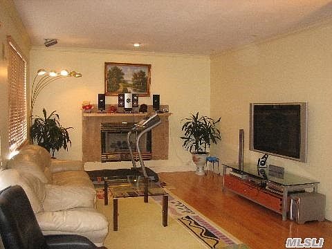 5th image of 2 Gardenia Ct