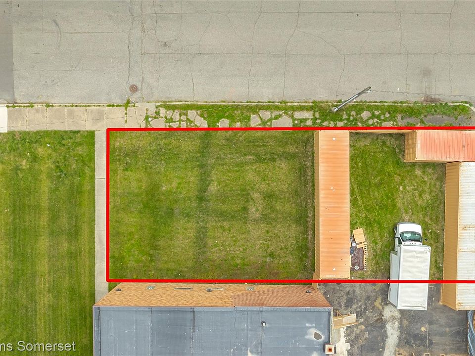 2nd image of 7701 Rosa Parks Blvd