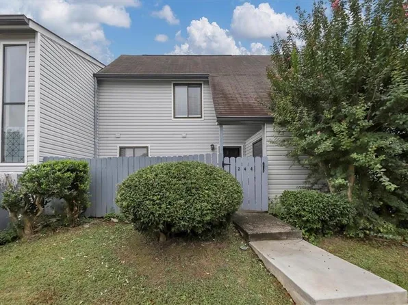 244 Country Club Dr, Jonesboro, GA 30238