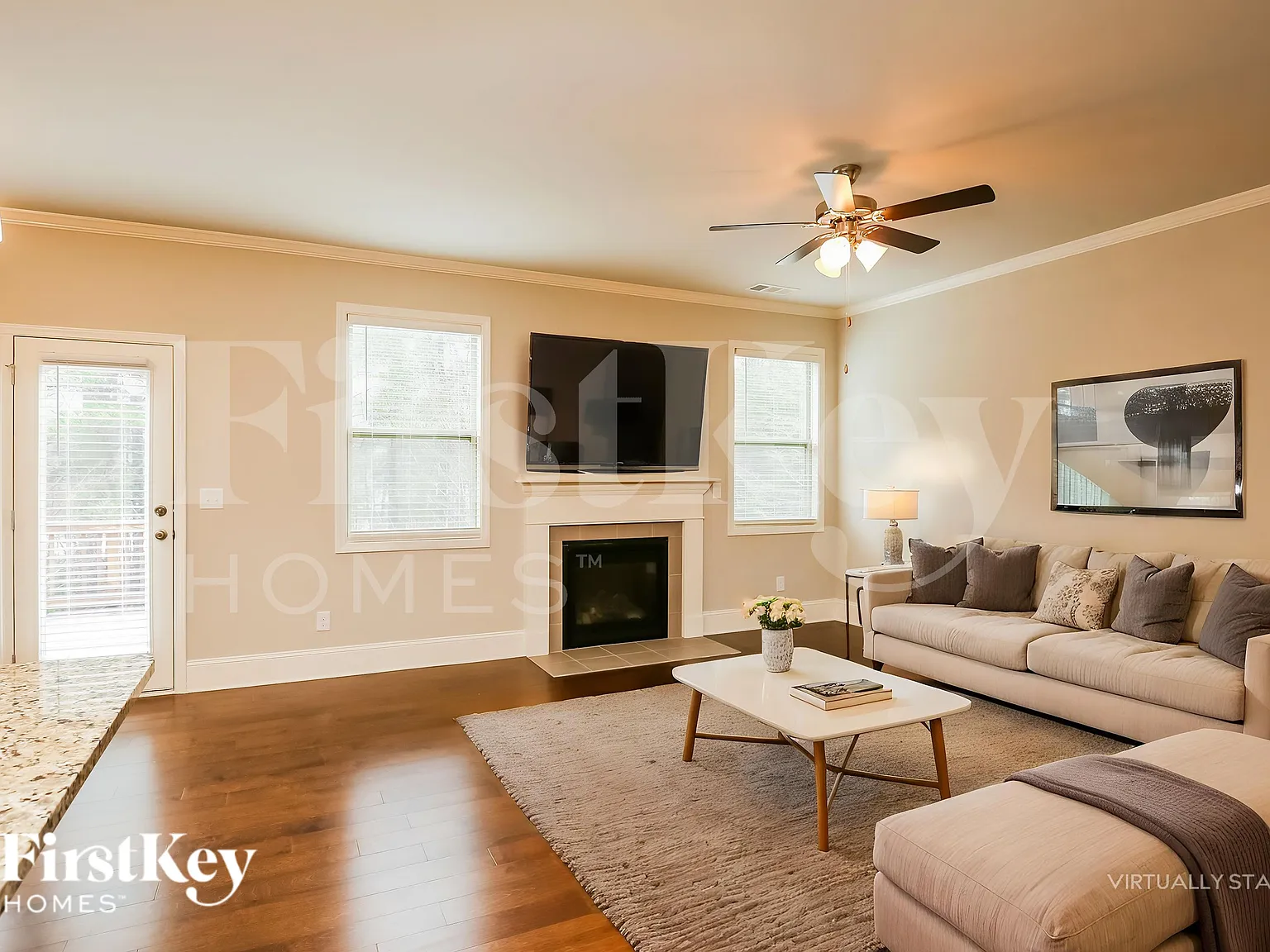 5 bed, 3.0 bath, 2580 sqft, $2,705 — Photo 4