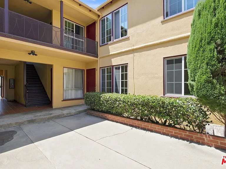 3559 Sawtelle Blvd #2 — Photo 11