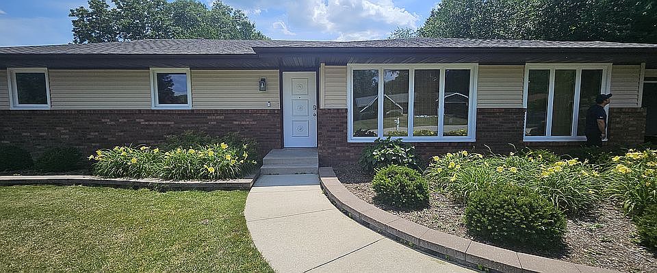 1st image of 3247 Cavendish Dr