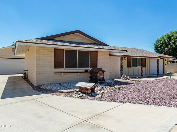 2nd image of 10339 W PINEHURST Drive