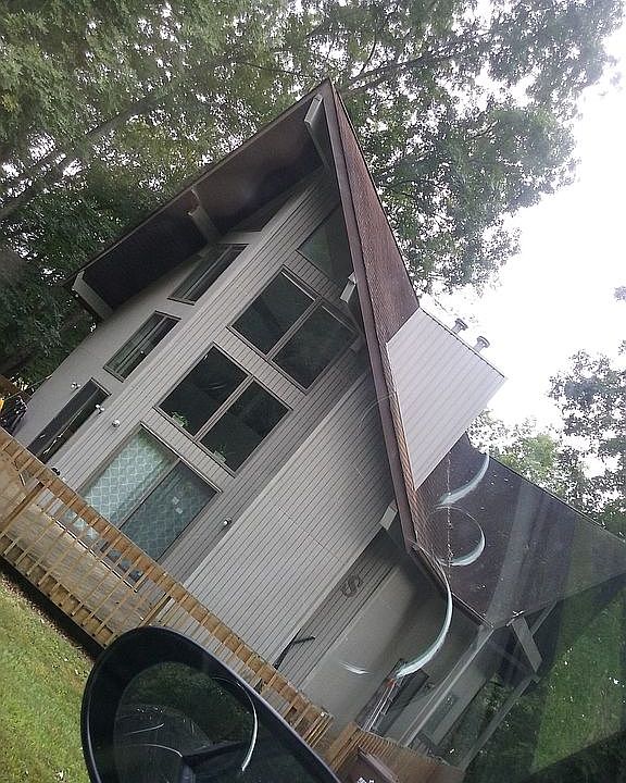 1st image of 816 Olin Cir