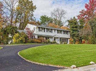 15 Cardinal Rd, Manhasset, NY 11030