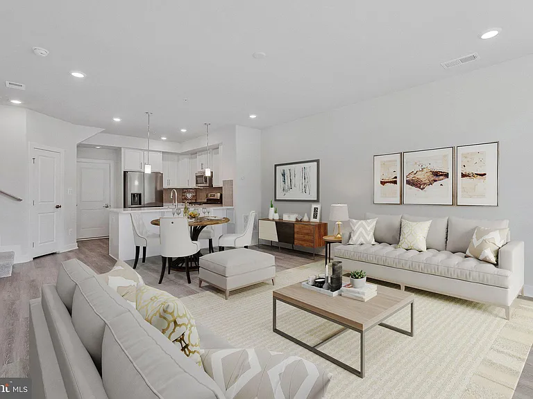13270 Woodland Park Rd #3J — Photo 3