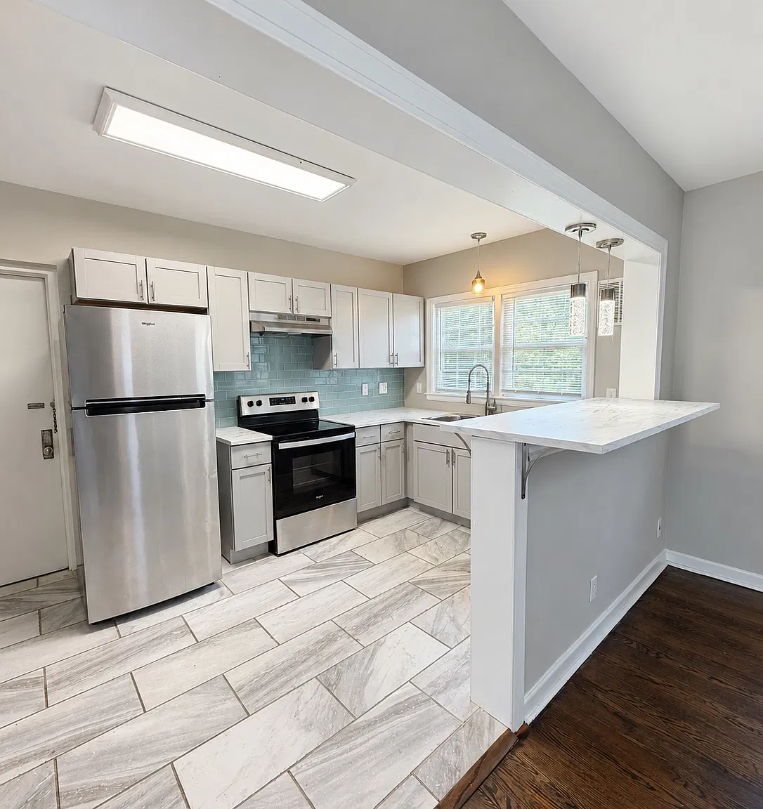 2 bed, 1.5 bath, 1255 sqft, $1,450 — Photo 1