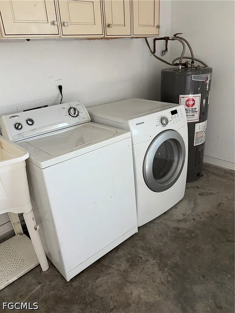 3 bed, 2.0 bath, 2363 sqft, $1,600 — Photo 4