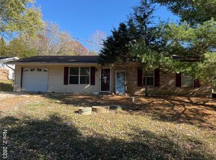 6243 Cedar Knoll Ln, Cedar Hill, MO 63016