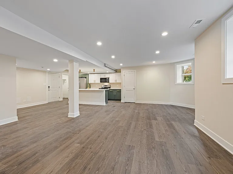3227 W Belden Ave #G — Photo 7