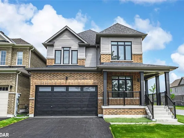 192 Durham Ave, Barrie, ON L9J 0L5