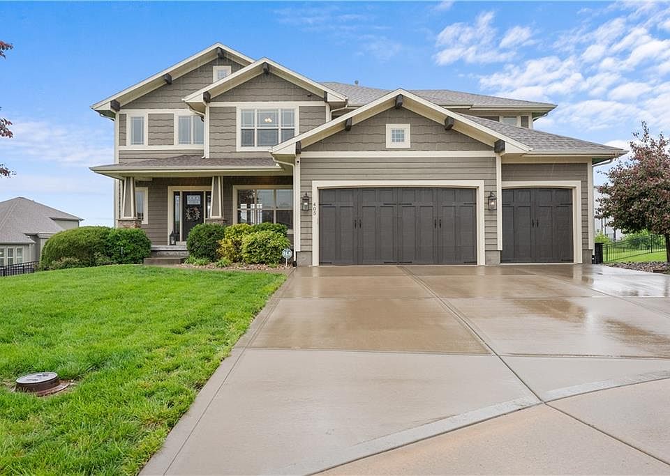 1st image of 405 SE Mill Creek Cir