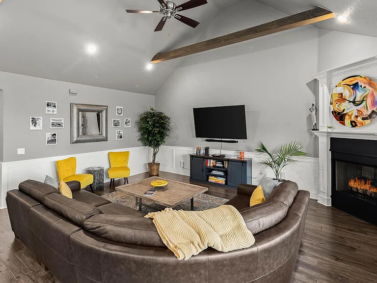 2103 Steinbeck Dr — Photo 26