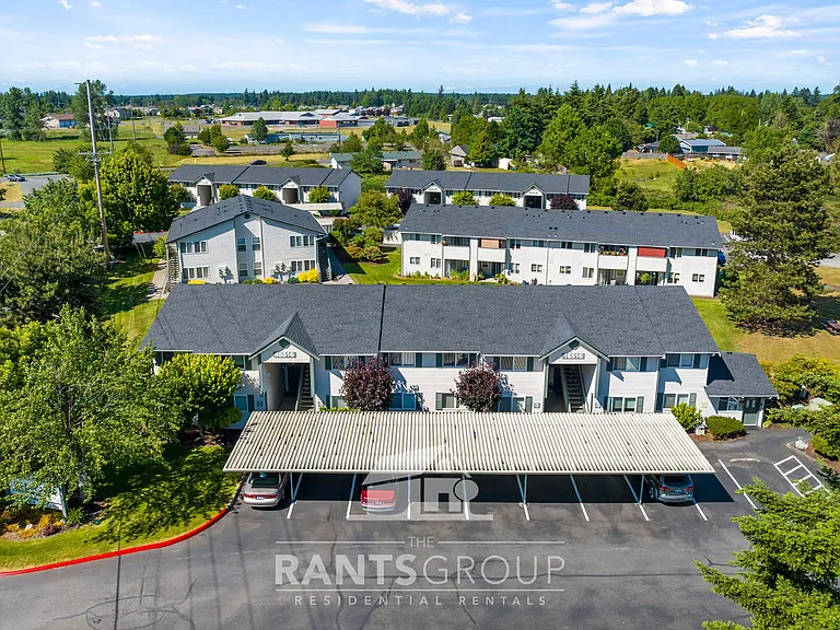 Yelm Creek Apartments — Photo 13