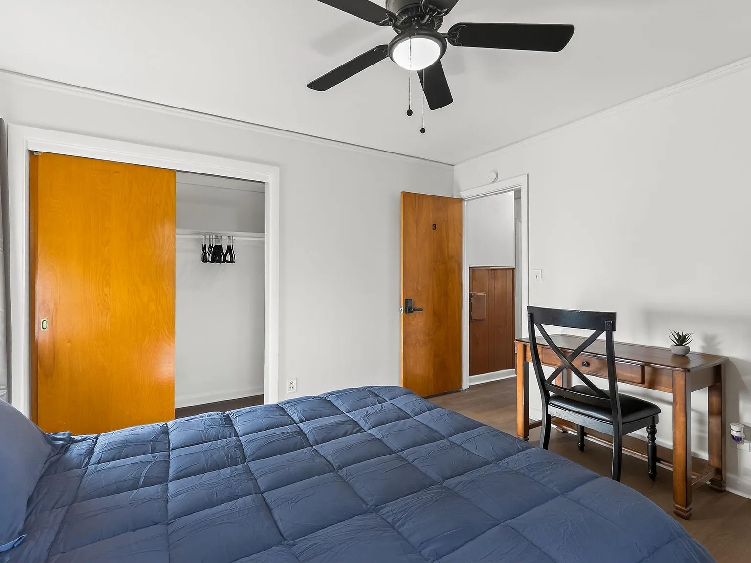 4 bed, 3.0 bath, 2022 sqft, $810 — Photo 4