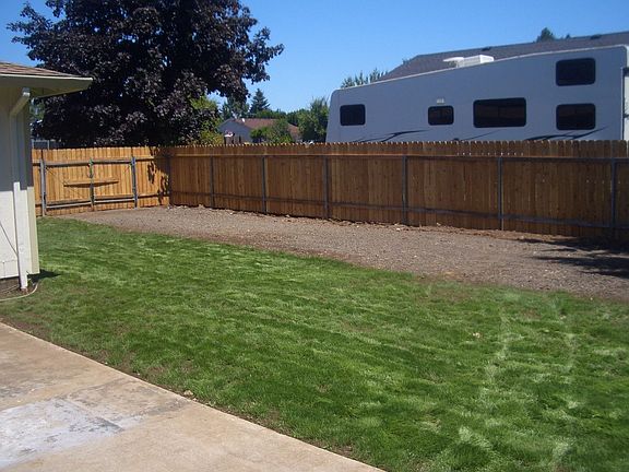 3rd image of 3509 NE 128th Ct