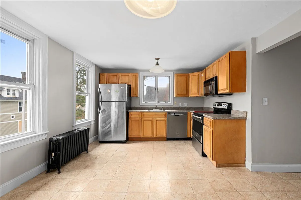 Building Photo - 36 Cedar St #2