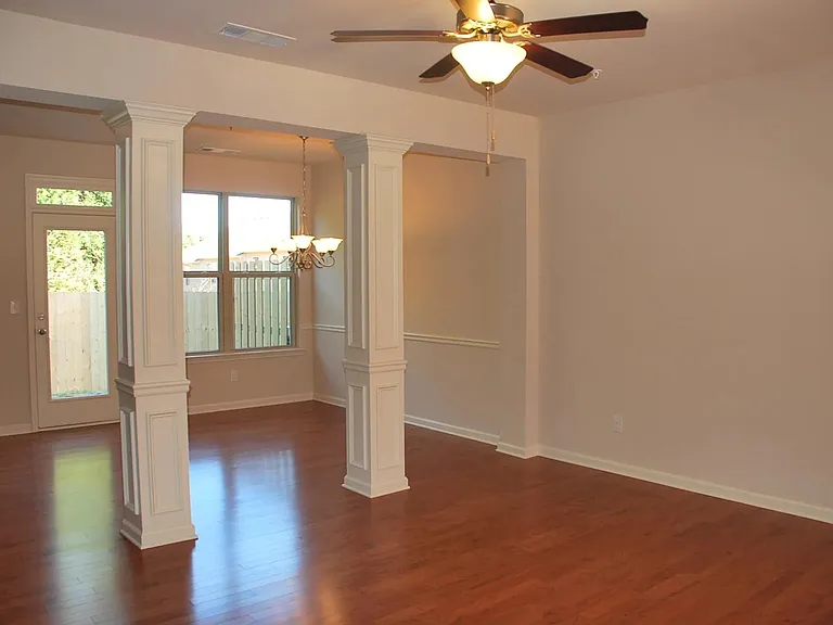913 Spicy Oak Dr #913 — Photo 5