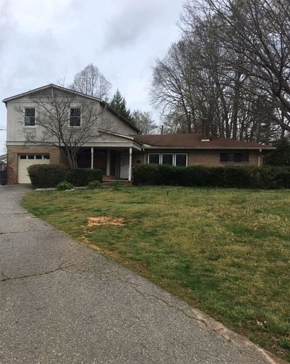1st image of 1513 Cedar Ln
