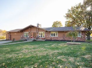 8161 Spaulding Cir, Omaha, NE 68134