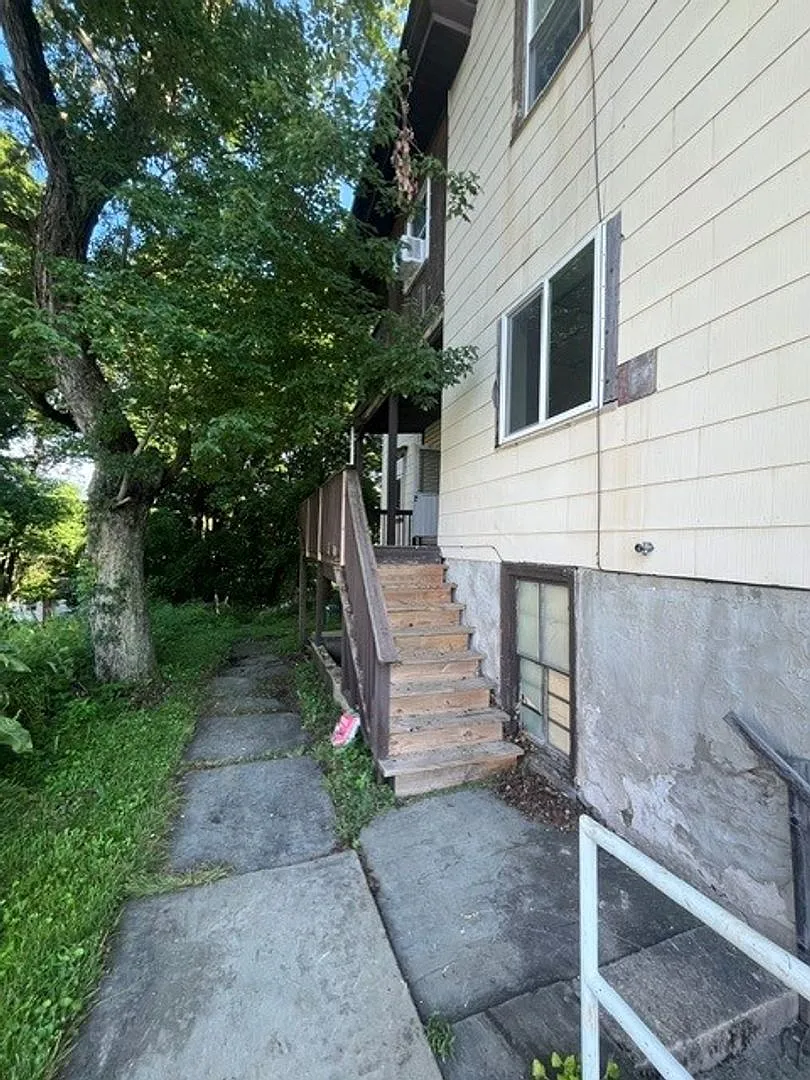 1 bedroom 1 bathroom — Photo 2