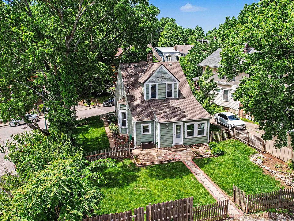 1st image of 4027 Clark Ave