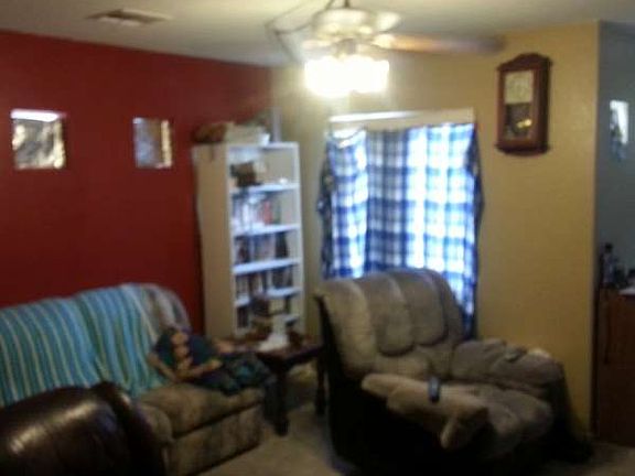 3rd image of 8427 W Hughes Dr