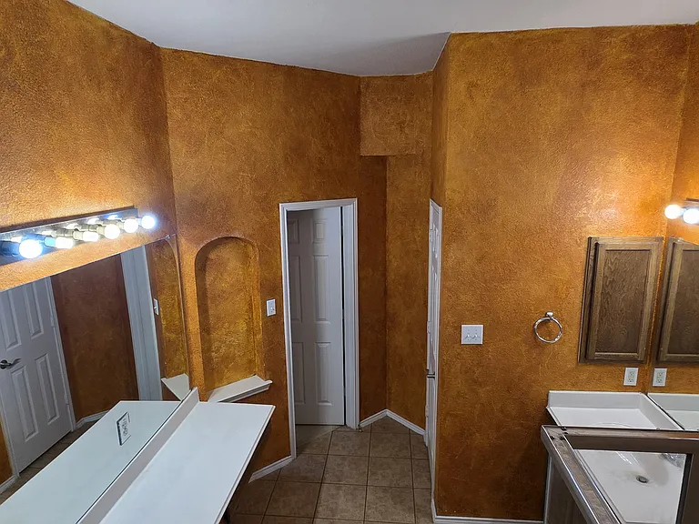 9705 Dragonfly Dr — Photo 38