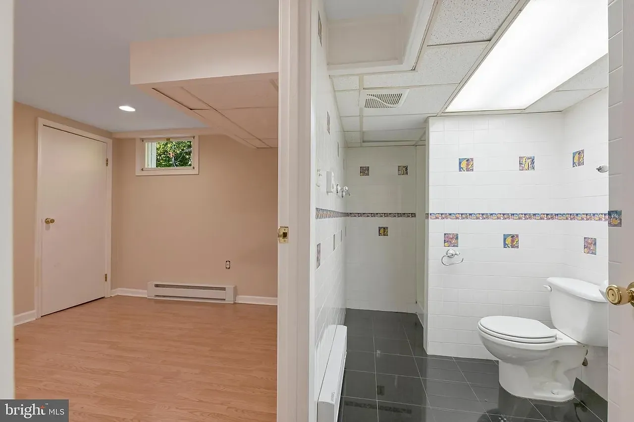 1 bed, 1200 sqft, $1,950 — Photo 2