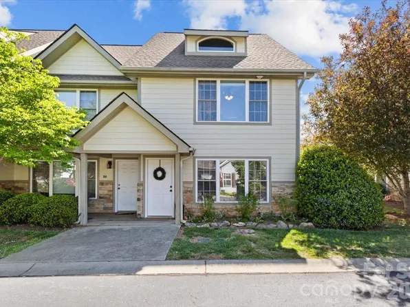 92 Rotunda Cir, Asheville, NC 28806