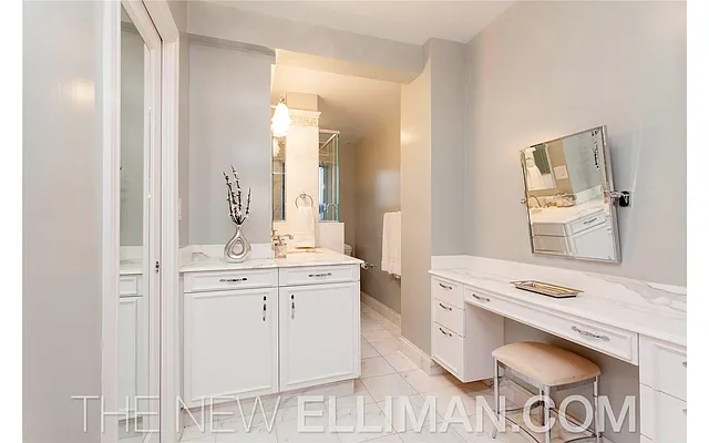 Sold by Douglas Elliman | media 17