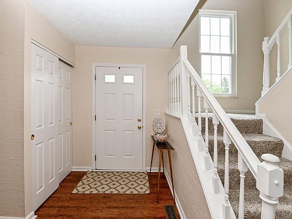 3rd image of 10869 Ponds Ln
