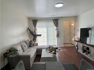 173 Ruth Ct, Middletown, NY 10940