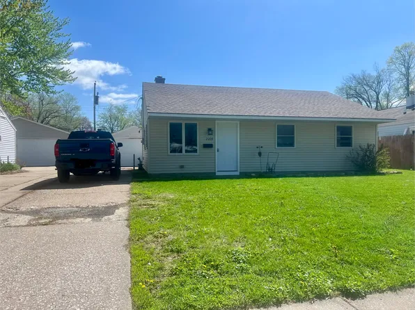 (undisclosed Address), Davenport, IA 52804