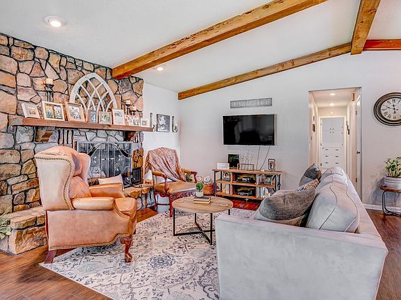 5th image of 7301 Holly Way