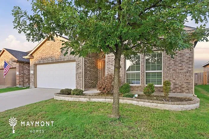 3 bed, 2.0 bath, 1844 sqft, $2,275 — Photo 3