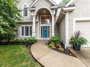 1314 Timber Ridge Dr, Liberty, MO 64068