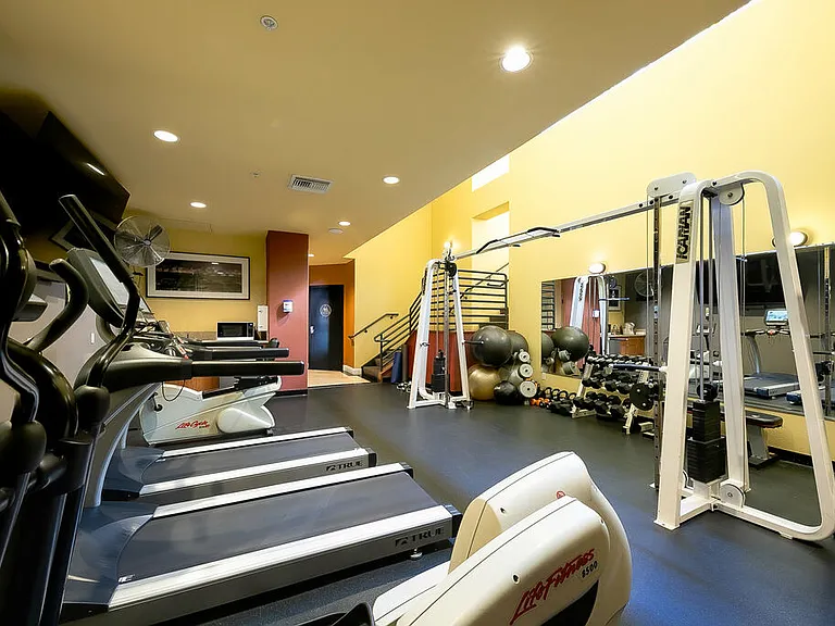 350 K St #416 — Photo 24
