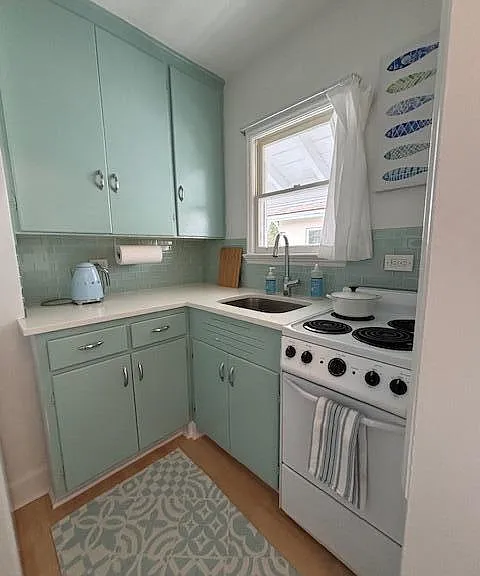424 Chilean Ave #4 — Photo 8