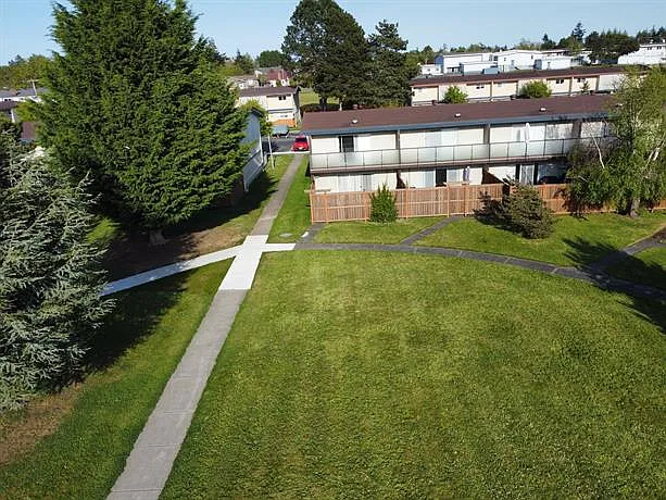 1780 Forest Rd #B95 — Photo 9
